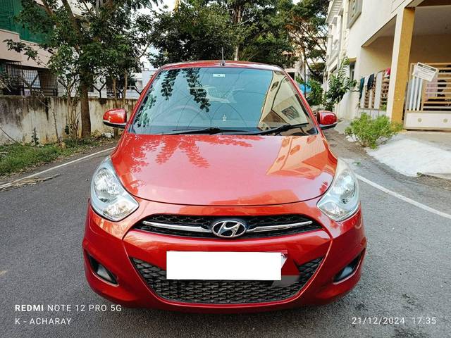 https://images10.gaadi.com/usedcar_image/4279415/original/processed_2e32c835725836579123148e91b1f9e8.jpg?imwidth=6400