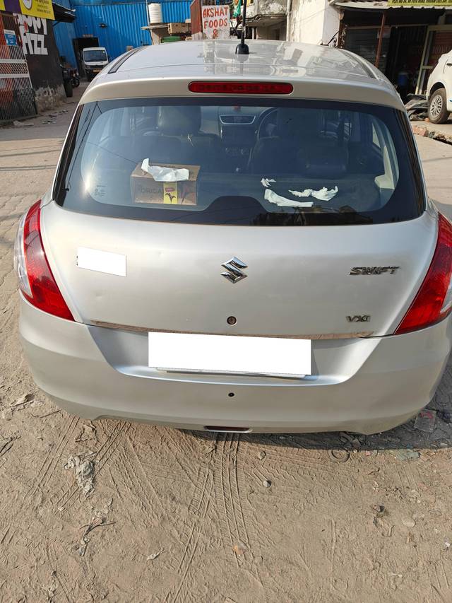 https://images10.gaadi.com/usedcar_image/4279425/original/processed_5c1c5e097979ec62a12cf585b9829826.jpg?imwidth=6401