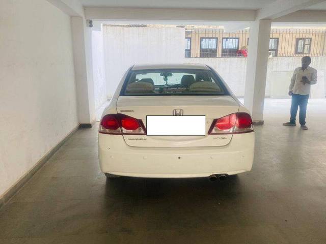 https://images10.gaadi.com/usedcar_image/4279429/original/c1c72ad2001c992c0da0712c52003047.jpg?imwidth=6401