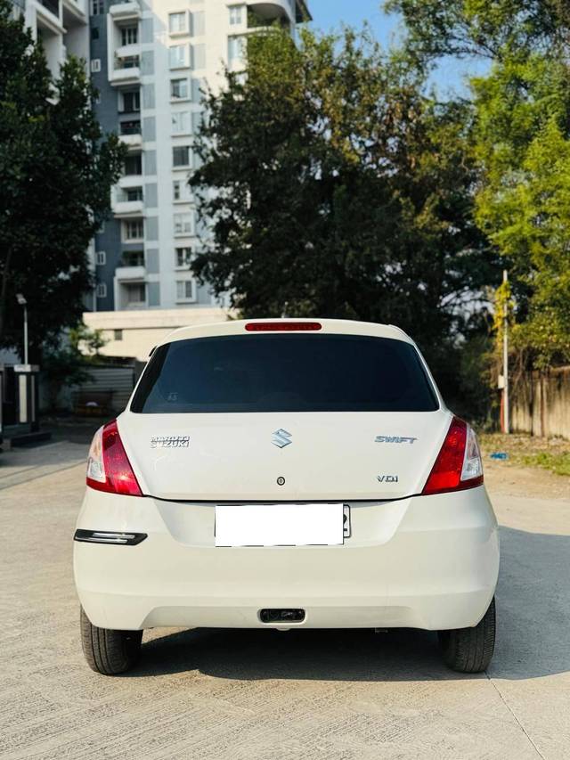 https://images10.gaadi.com/usedcar_image/4279444/original/processed_b30c8ee63f6167c60fae59278be0436a.jpg?imwidth=6401