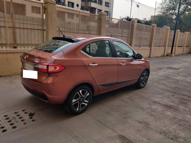 https://images10.gaadi.com/usedcar_image/4279490/original/processed_64535d8af3ae150380c875c14cf638db.jpg?imwidth=6401