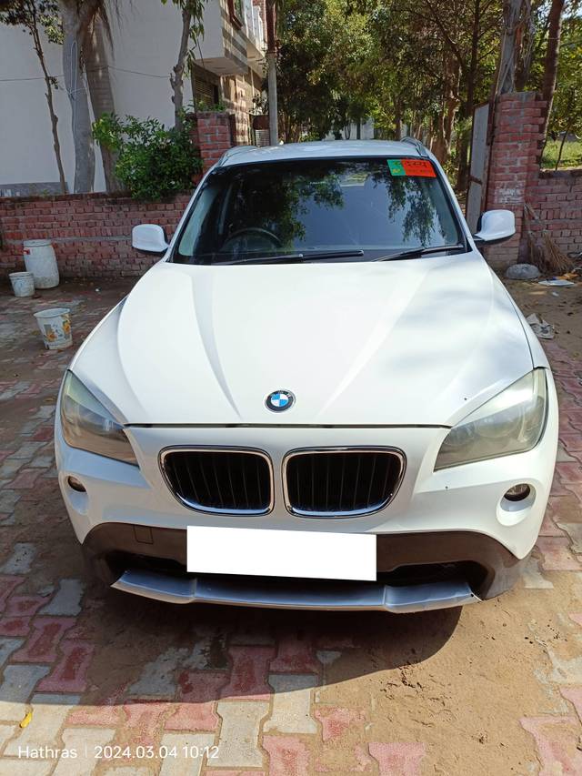 https://images10.gaadi.com/usedcar_image/4279561/original/processed_f74e218280515b5f67e3053c59437080.jpg?imwidth=6402