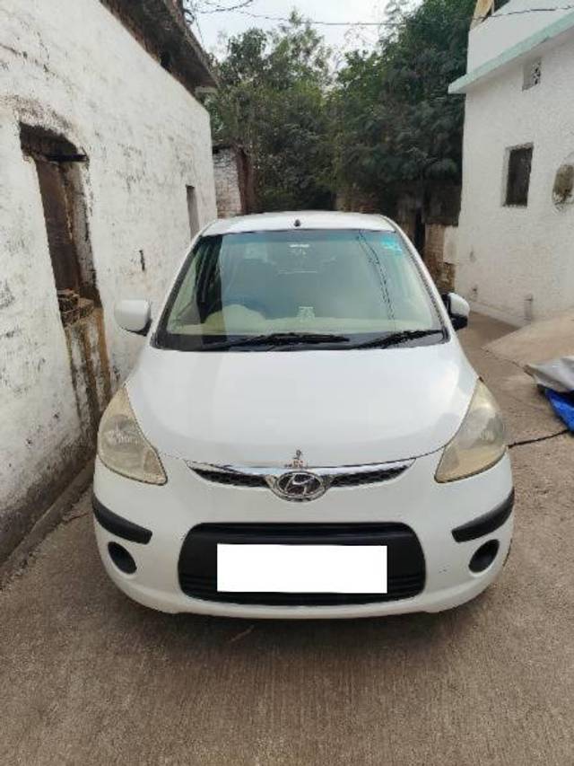 https://images10.gaadi.com/usedcar_image/4279583/original/processed_7a9ca643-8137-40ed-85e3-7fcbcf0876b3.jpg?imwidth=6402