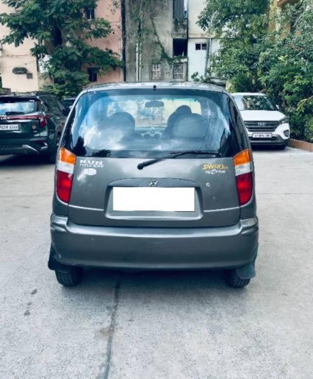 https://images10.gaadi.com/usedcar_image/4279677/original/processed_d6f69075-b5e6-4ef6-aedb-0dbce8c21de3.jpg?imwidth=6401