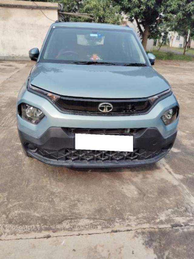 https://images10.gaadi.com/usedcar_image/4279690/original/processed_10f5fe7d-b89c-4991-a9ad-47ff41326e30.jpg?imwidth=6400