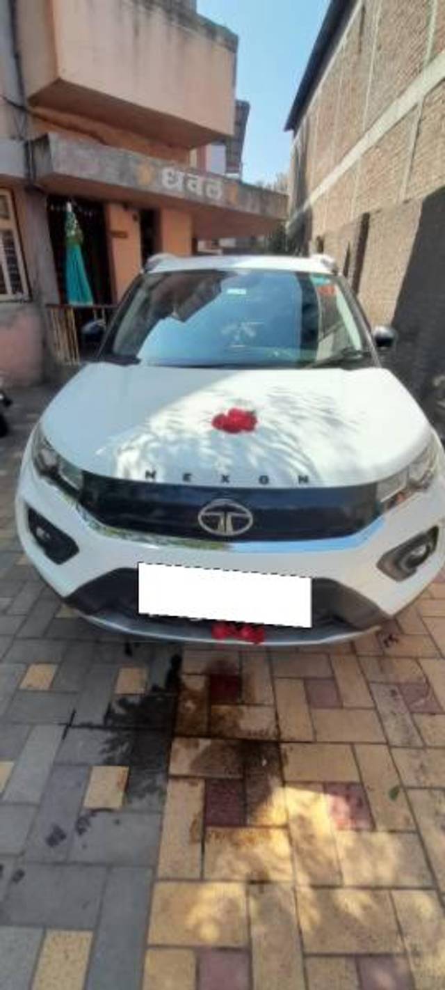 https://images10.gaadi.com/usedcar_image/4279701/original/processed_025f72c1-8737-43e4-943a-e74f7fb2aac0.jpg?imwidth=6400