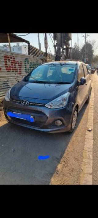 Hyundai Grand i10 2016-2017 Hyundai Grand i10 Sportz CNG