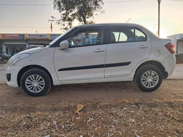 https://images10.gaadi.com/usedcar_image/4279838/original/processed_b42211ce-5445-4874-8507-93d4de7ca2d1.jpg?imwidth=6402