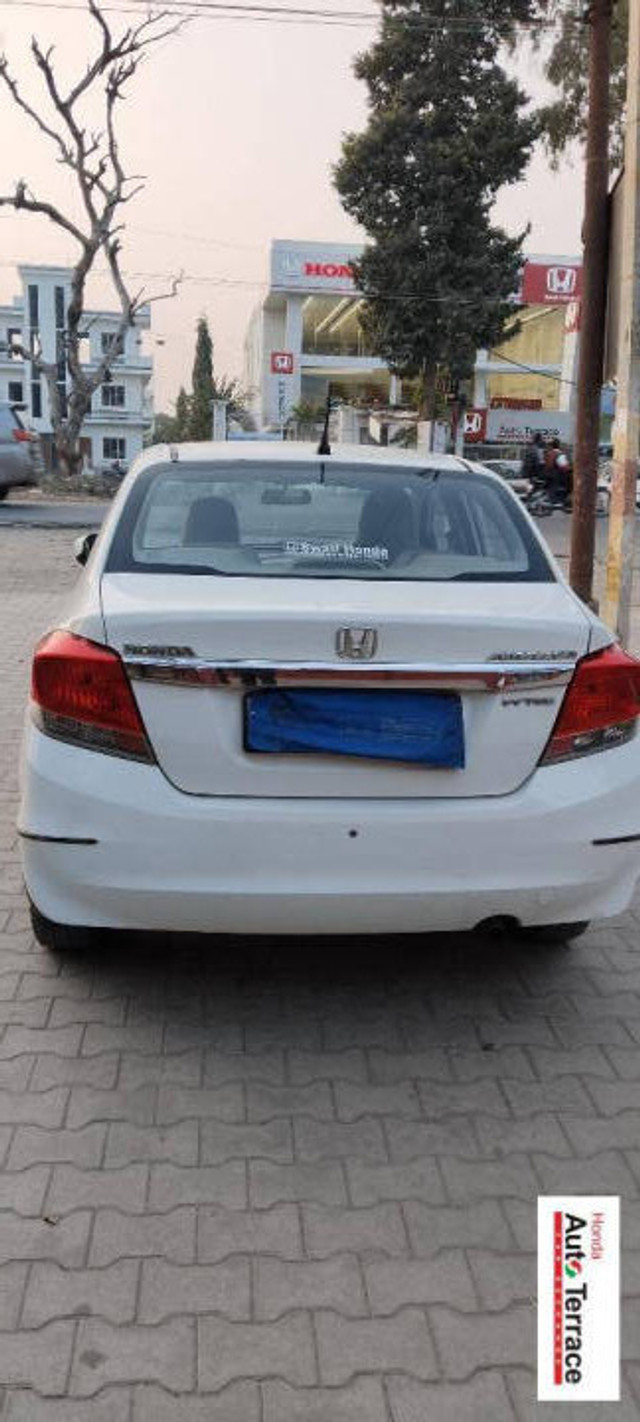 Second-hand 2013 Honda Amaze S Petrol for sale in Saharanpur (UP)-4