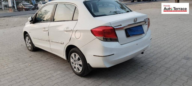 Second-hand 2013 Honda Amaze S Petrol for sale in Saharanpur (UP)-3