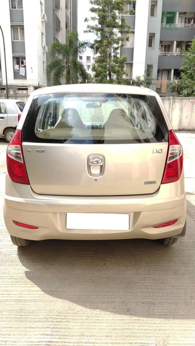 https://images10.gaadi.com/usedcar_image/4279969/original/processed_258fd59cc969b2dac8cc9263b627d092.jpg?imwidth=6402