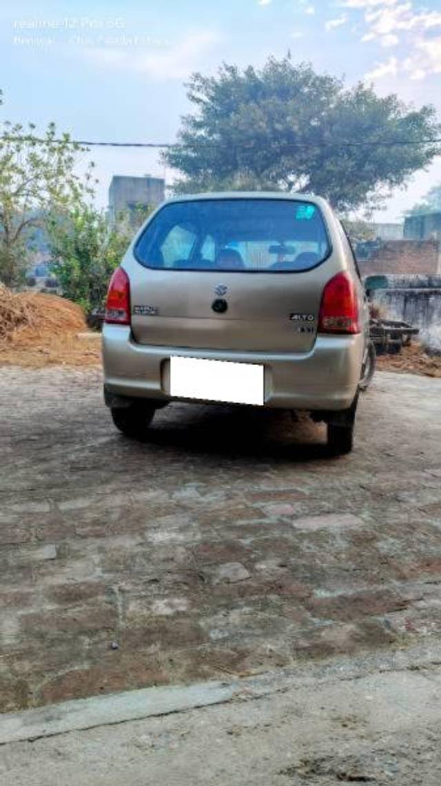 https://images10.gaadi.com/usedcar_image/4279993/original/processed_0283e941-2676-4e88-87f5-8918a3e4bdd9.jpg?imwidth=6401