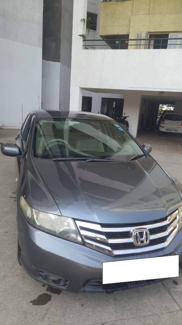 https://images10.gaadi.com/usedcar_image/4280055/original/259dc50ceb27bca7541d601ca62dca1a.jpg?imwidth=6402