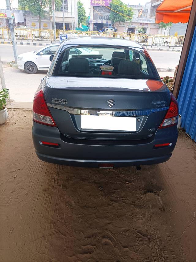 https://images10.gaadi.com/usedcar_image/4280081/original/processed_6c55e01b56bb4151b38a5ec394f43343.jpg?imwidth=6401