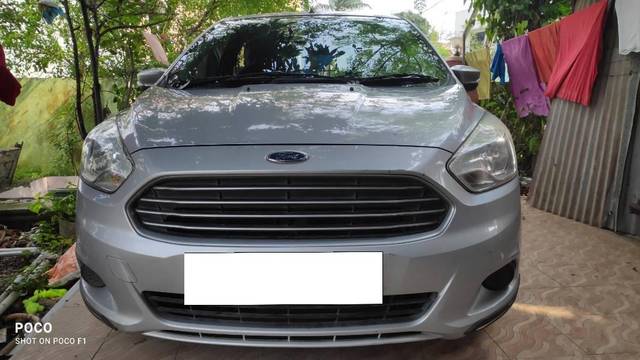 https://images10.gaadi.com/usedcar_image/4280088/original/processed_aadd6b6d-b4d9-4874-a6e1-4f1052e6eed2.jpg?imwidth=6402