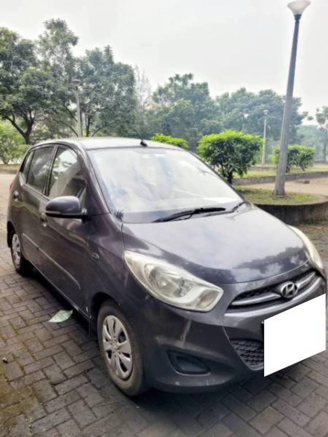 https://images10.gaadi.com/usedcar_image/4280093/original/processed_ec689721-b1b3-4310-b0d0-2354bbccf892.jpg?imwidth=6400