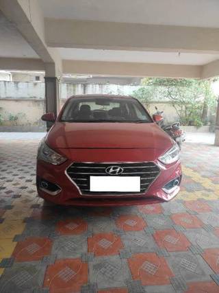 Hyundai Verna 2017-2020 Hyundai Verna VTVT 1.6 SX