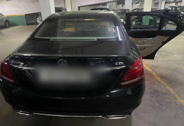 https://images10.gaadi.com/usedcar_image/4280173/original/7eb346bb6a6ebb59aed05e9a1fd568b8.jpeg?imwidth=6401