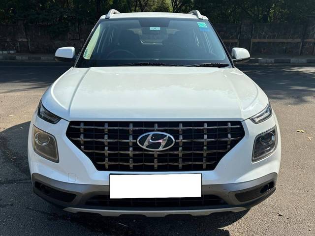 https://images10.gaadi.com/usedcar_image/4280227/original/processed_1fb0ee3056bc608ded9ddc89c9a15296.jpg?imwidth=6400