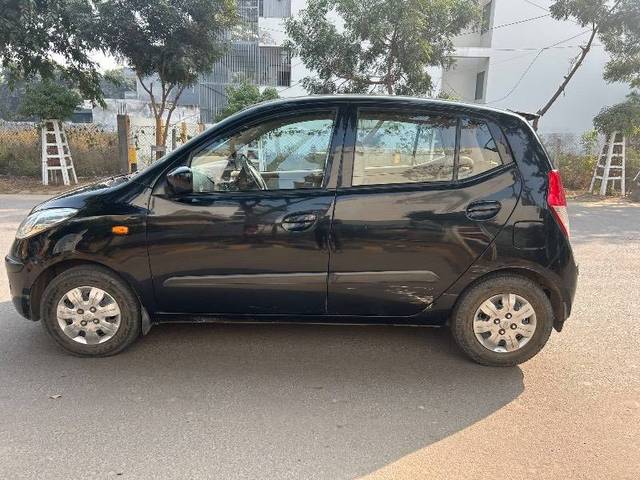 https://images10.gaadi.com/usedcar_image/4280246/original/9da5646bf929330135d9a4904c091eda.jpg?imwidth=6402