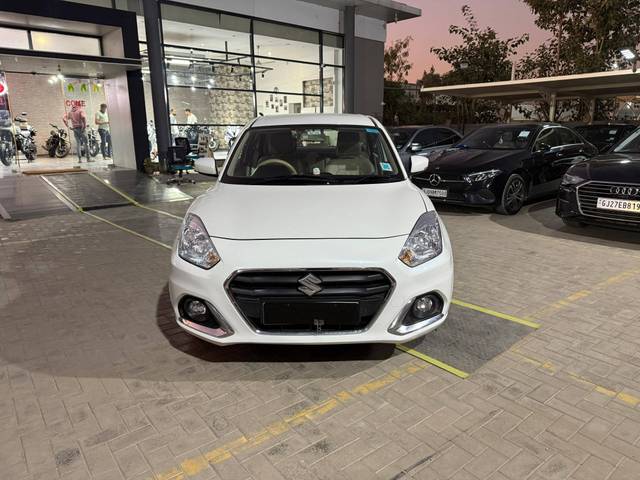 https://images10.gaadi.com/usedcar_image/4280258/original/processed_ae9a156be5736497e9e276abdb6aafb8.jpg?imwidth=6401