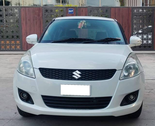 https://images10.gaadi.com/usedcar_image/4280270/original/processed_9df69a63b13a1469c39f9035b0780a17.jpg?imwidth=6400