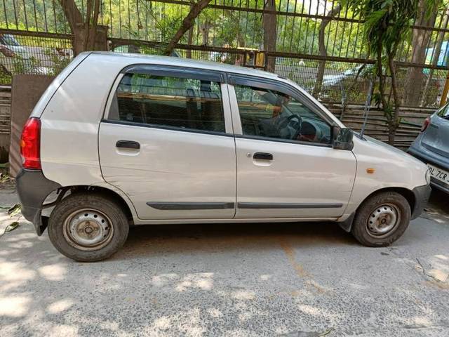 https://images10.gaadi.com/usedcar_image/4280296/original/05847d5cd1690e27e7ec037a5d4a52c4.jpeg?imwidth=6402