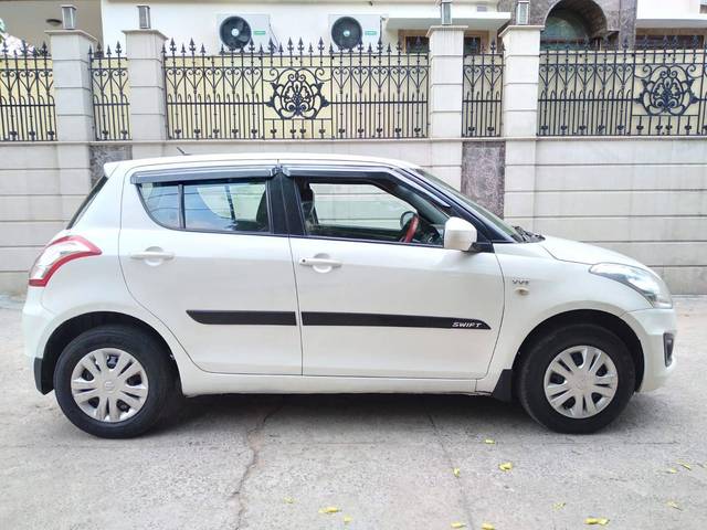 https://images10.gaadi.com/usedcar_image/4280355/original/processed_a0539163f98c9c28563109548b9e50f4.jpeg?imwidth=6401