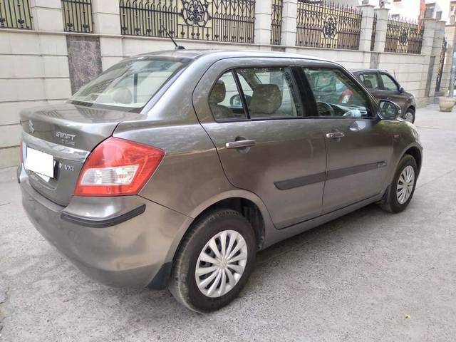 https://images10.gaadi.com/usedcar_image/4280365/original/processed_cd92e28c4bca73b4adc7220fb3befa8a.jpeg?imwidth=6402