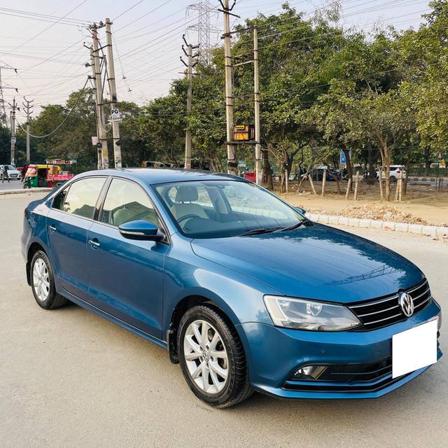 https://images10.gaadi.com/usedcar_image/4280571/original/processed_4401d36a06f381dd08b706b593ef3d91.jpg?imwidth=6400