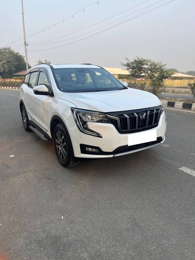 https://images10.gaadi.com/usedcar_image/4280619/original/processed_9c3e8ed947a119a5cf228e19c222c612.jpg?imwidth=6400