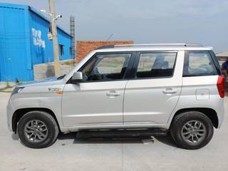 Mahindra TUV 300 Mahindra TUV 300 T10 BSIV