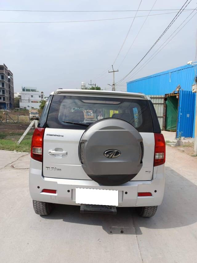 https://images10.gaadi.com/usedcar_image/4280659/original/processed_cb1490b3a5caca2b896724356b7179ac.jpg?imwidth=6402