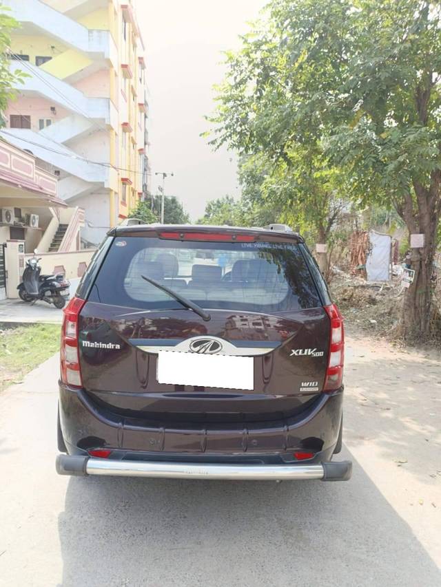 https://images10.gaadi.com/usedcar_image/4280664/original/processed_3b66acdc71ef8b07cbb323596207ef77.jpg?imwidth=6401