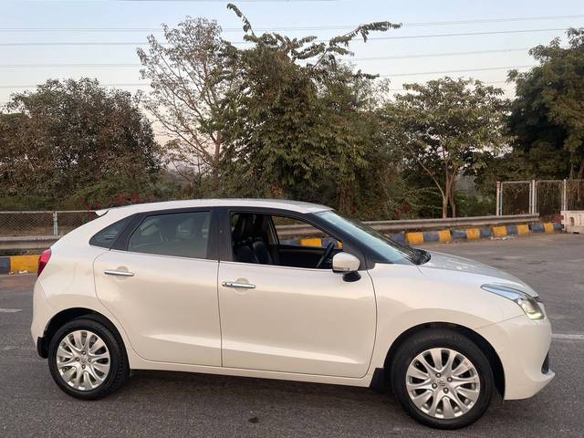 https://images10.gaadi.com/usedcar_image/4280679/original/6f4853b61b449885e2927ad0f2e69d12.jpg?imwidth=6401