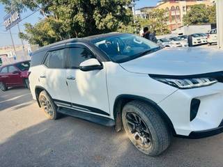 Toyota Fortuner Toyota Fortuner Legender 4x4 AT 2023