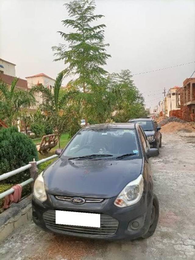 https://images10.gaadi.com/usedcar_image/4280738/original/processed_e01133a3-2954-41f1-8848-c6adb12c6e22.jpg?imwidth=6400