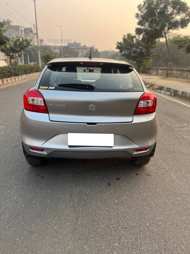 https://images10.gaadi.com/usedcar_image/4280739/original/processed_4d5b71e22930d3f415f27b6905902b1b.jpg?imwidth=6402