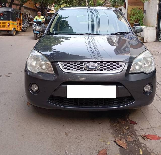 https://images10.gaadi.com/usedcar_image/4280757/original/processed_9108d330827f0da859c02909d4adeb77.jpg?imwidth=6400