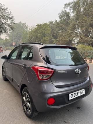 Hyundai Grand i10 Hyundai Grand i10 1.2 Kappa Sportz Option AT