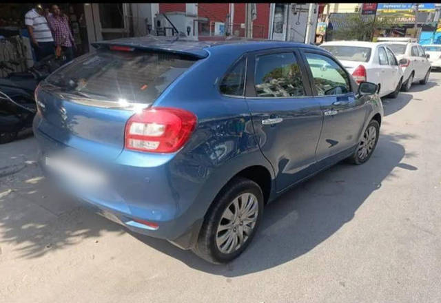 https://images10.gaadi.com/usedcar_image/4280809/original/ec6ed9c2d946769e34d386f5f4041391.jpg?imwidth=6401