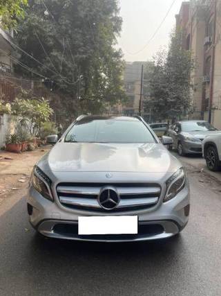 Mercedes-Benz GLA Class 2014-2017 Mercedes-Benz GLA Class 200 CDI