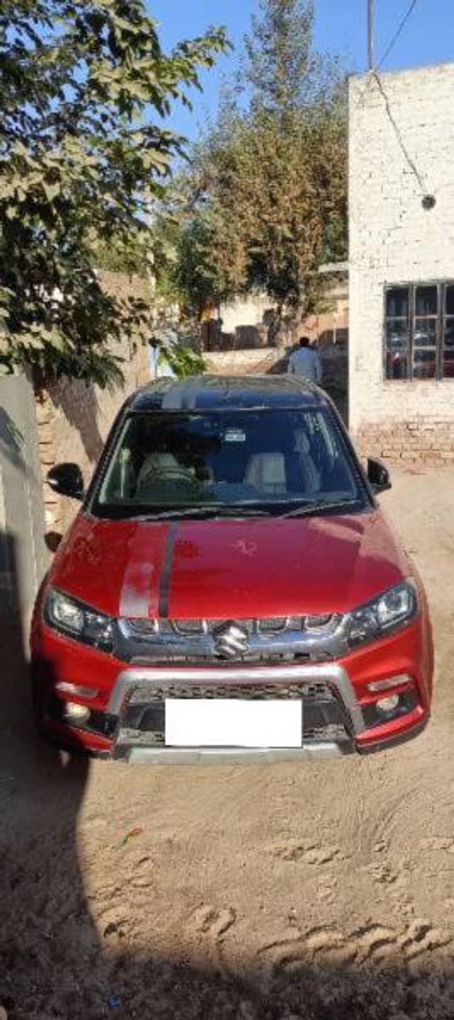 https://images10.gaadi.com/usedcar_image/4280933/original/processed_7800205f-15cc-4866-af17-703010381833.jpg?imwidth=6401