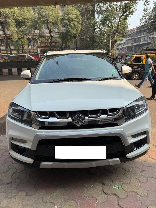 https://images10.gaadi.com/usedcar_image/4280934/original/processed_c38d94f93cad7c6b889f3a9900ec96c6.jpg?imwidth=6400