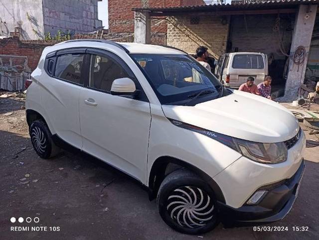 https://images10.gaadi.com/usedcar_image/4280987/original/processed_1e375b69-3d54-4951-b0c6-6a8dcf0a5328.jpg?imwidth=6401