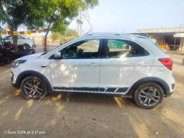 https://images10.gaadi.com/usedcar_image/4281078/original/processed_f707c388-003e-42f3-9d6b-3cf8655d5a66.jpg?imwidth=6401