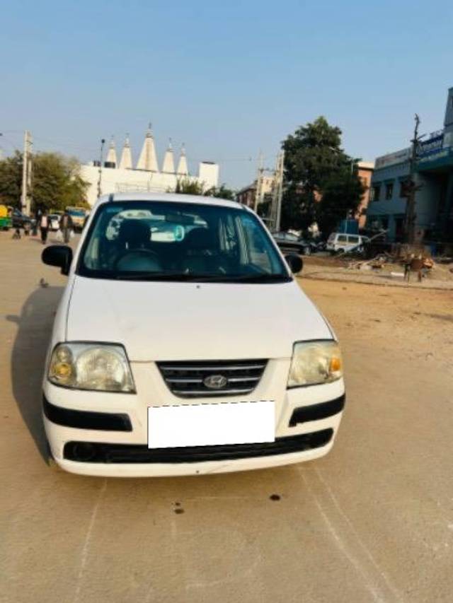 https://images10.gaadi.com/usedcar_image/4281161/original/processed_800460f2-f990-4316-8f8d-c6dfa09f80ed.jpg?imwidth=6402