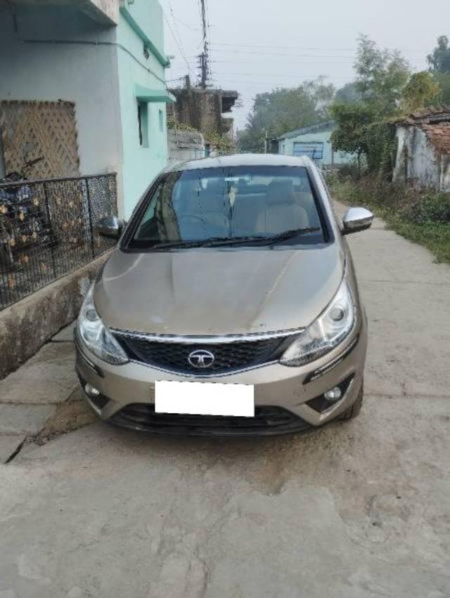 https://images10.gaadi.com/usedcar_image/4281188/original/processed_cba1458b-04ba-4559-bc31-81f0bee165de.jpg?imwidth=6400