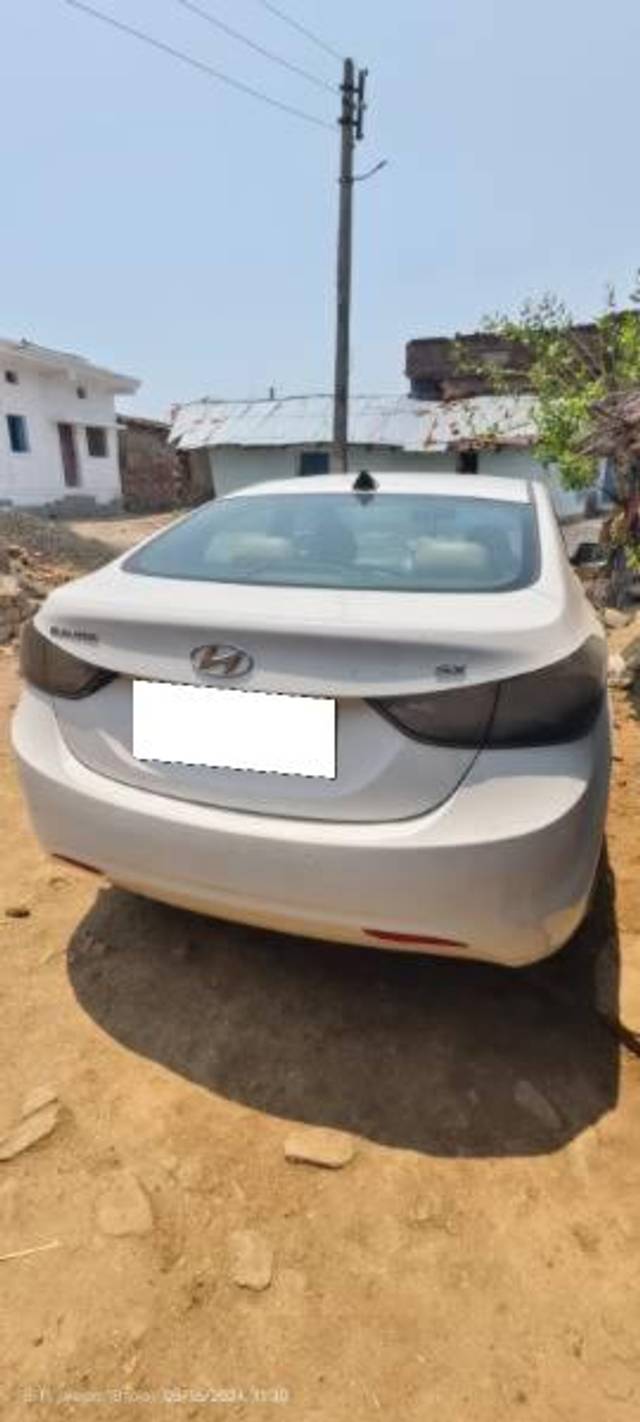 https://images10.gaadi.com/usedcar_image/4281240/original/processed_5350ca4b-a144-43b3-9a84-9a4544f38bab.jpg?imwidth=6400