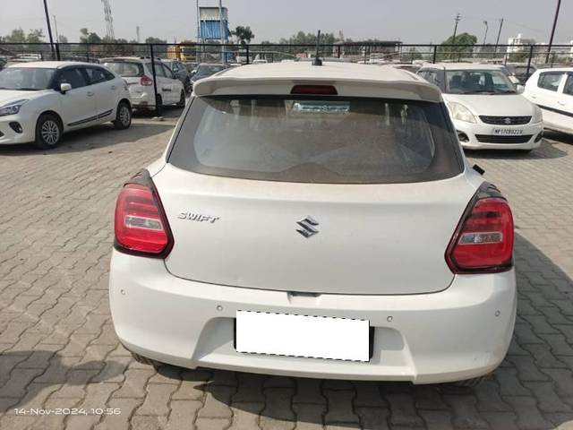 https://images10.gaadi.com/usedcar_image/4281242/original/processed_82937d1d-230d-4e77-b415-8c0a540cd480.jpg?imwidth=6400